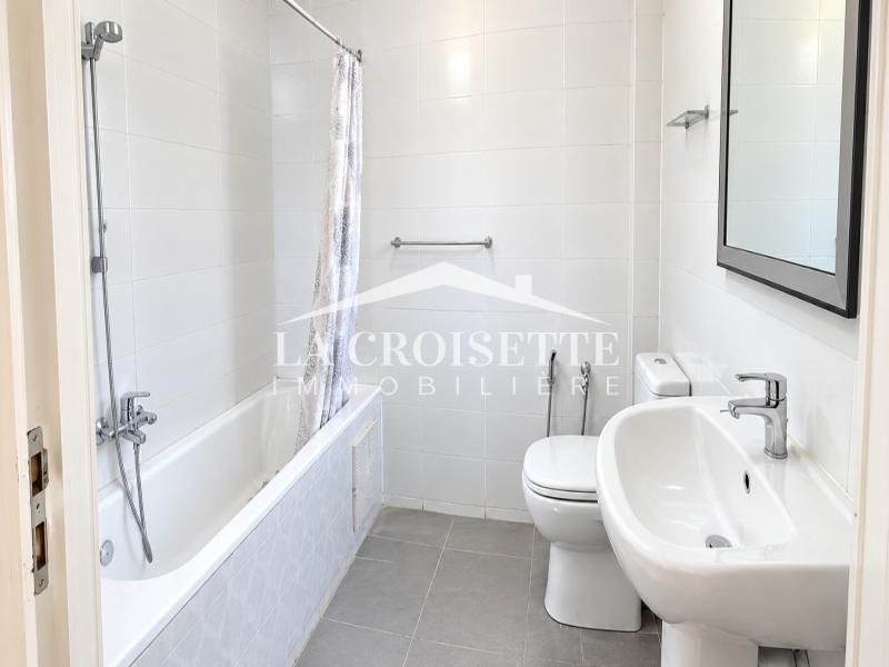 Villa semi-meublée S+3 avec jardin au Lac 2